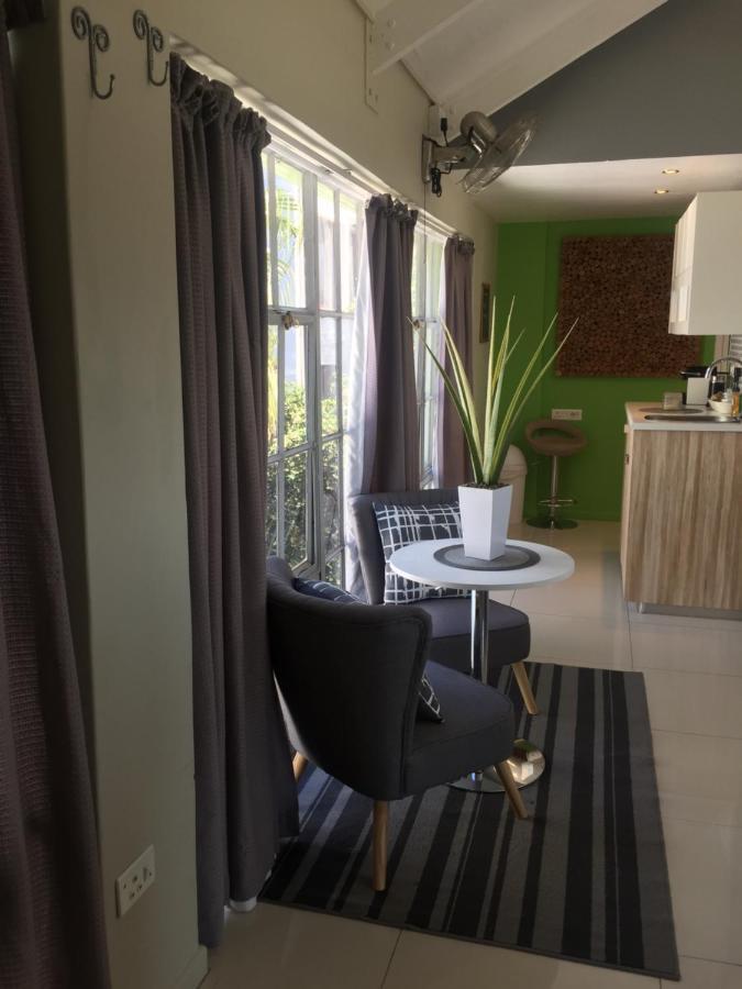 Man And Tree House Apartment Cape Town Exterior foto